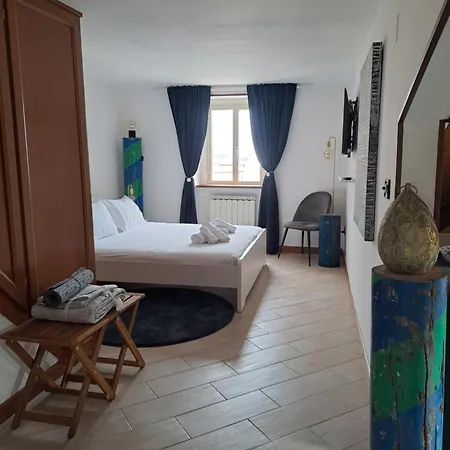 Serenissima * Муджа